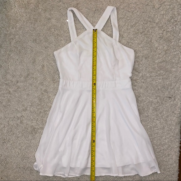 Charlotte Russe White Halter Neck Chiffon Dress - Picture 4 of 4